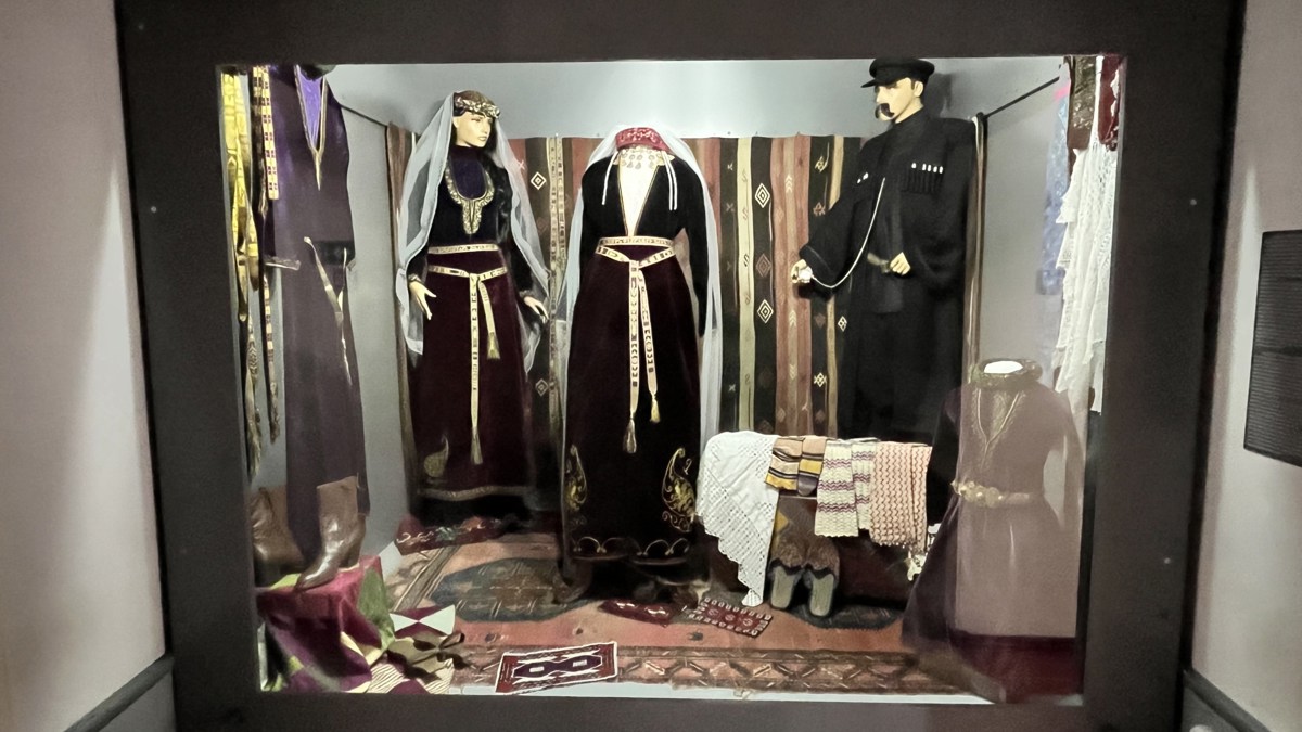 Gümrü Müzesi'nde otantik kostümler