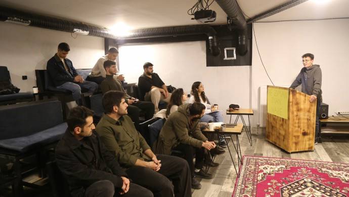 Eskişehir Kurdi’nin Kürtçe kursuna engel: Yanınızdayız