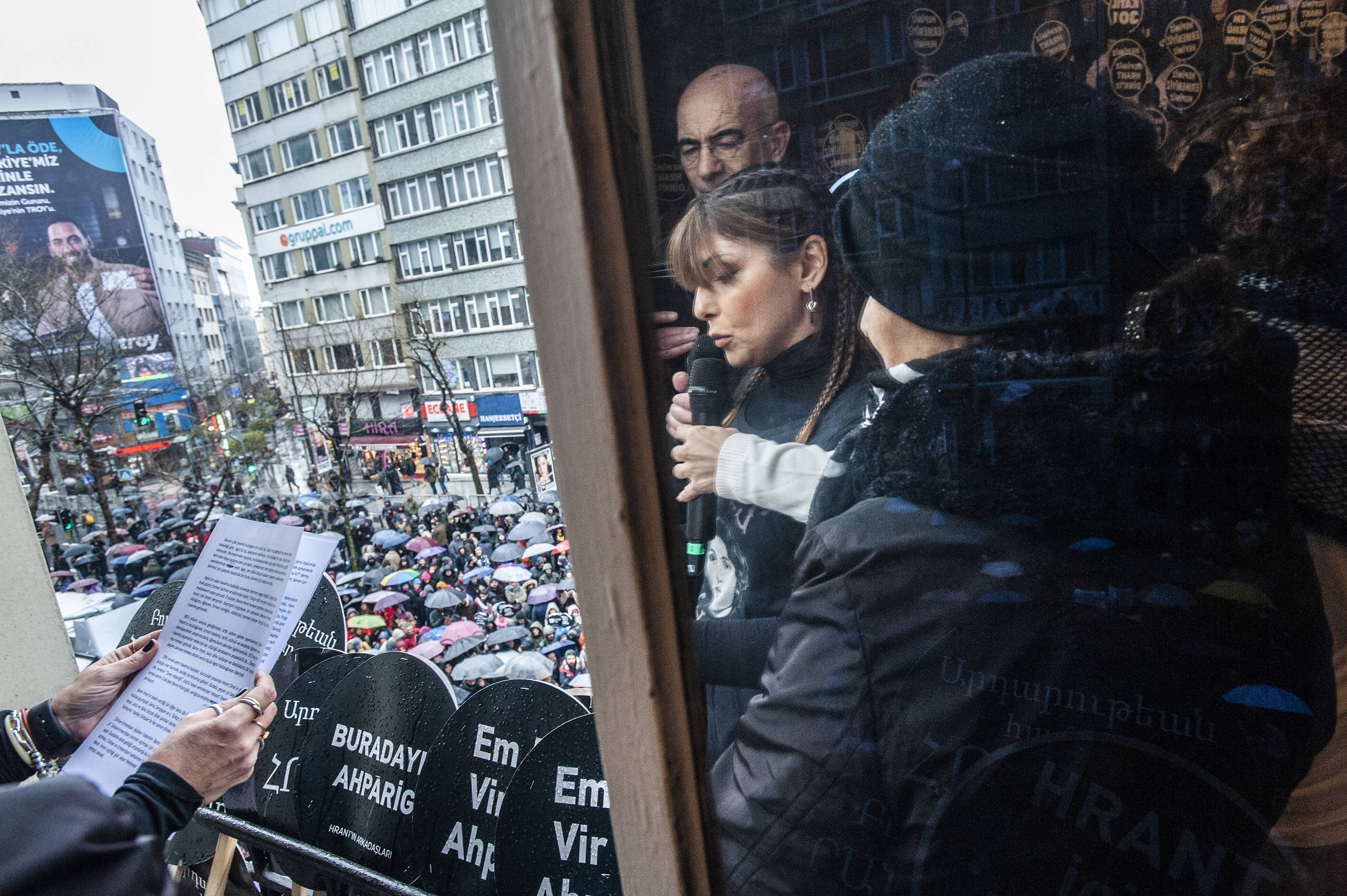 "O inandığı dili bırakmadı, toprağını terk etmedi"