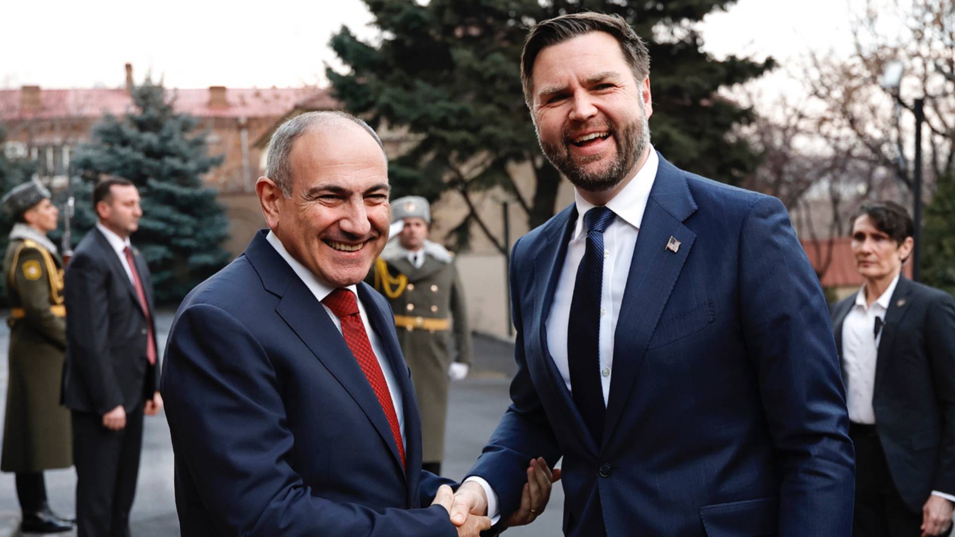 USA and Armenia sign a series of agreements