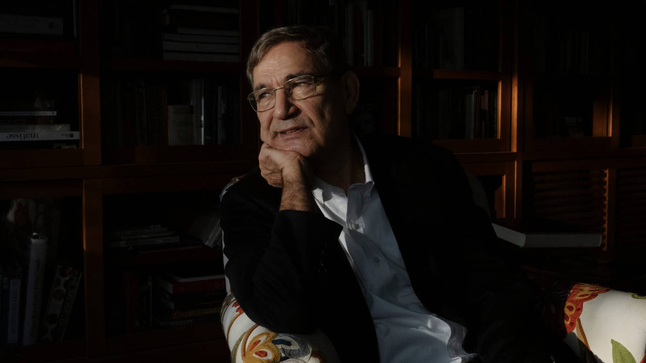 Orhan Pamuk uyarlanma sürecini anlattı