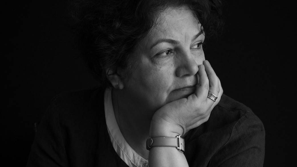 "Hepimizin tanıdığı o kadınların öyküleri neden anlatılmıyordu?"