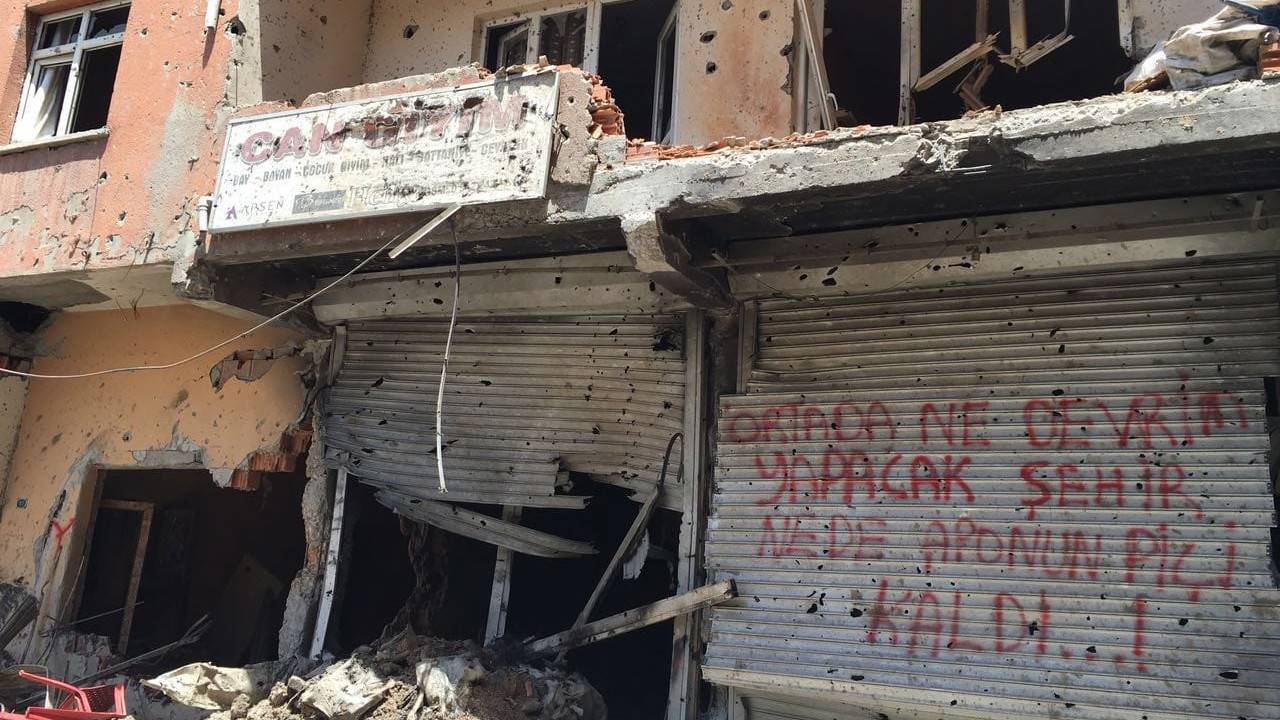 Kadınların hayatında devam eden yıkım