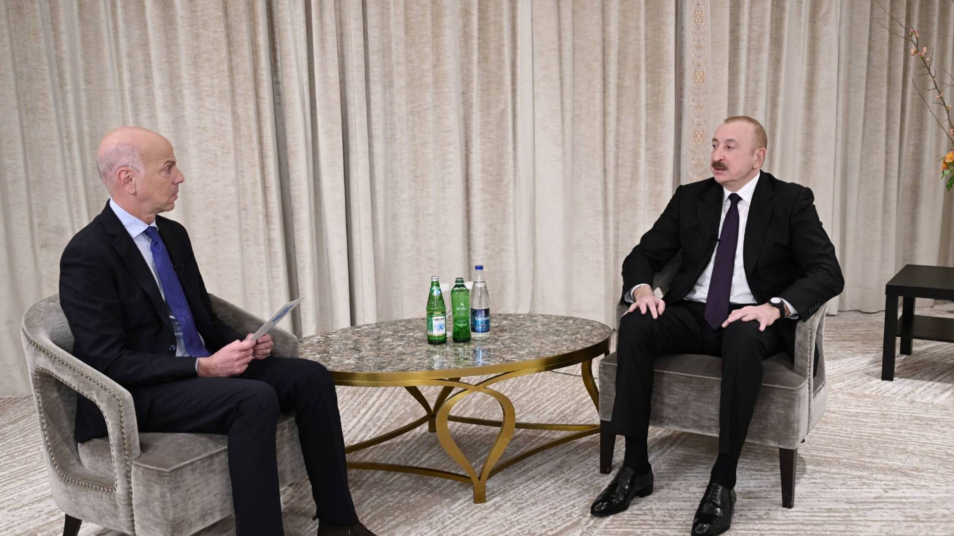 "Tutuklu Karabağ eski liderler iade edilmeyecek”