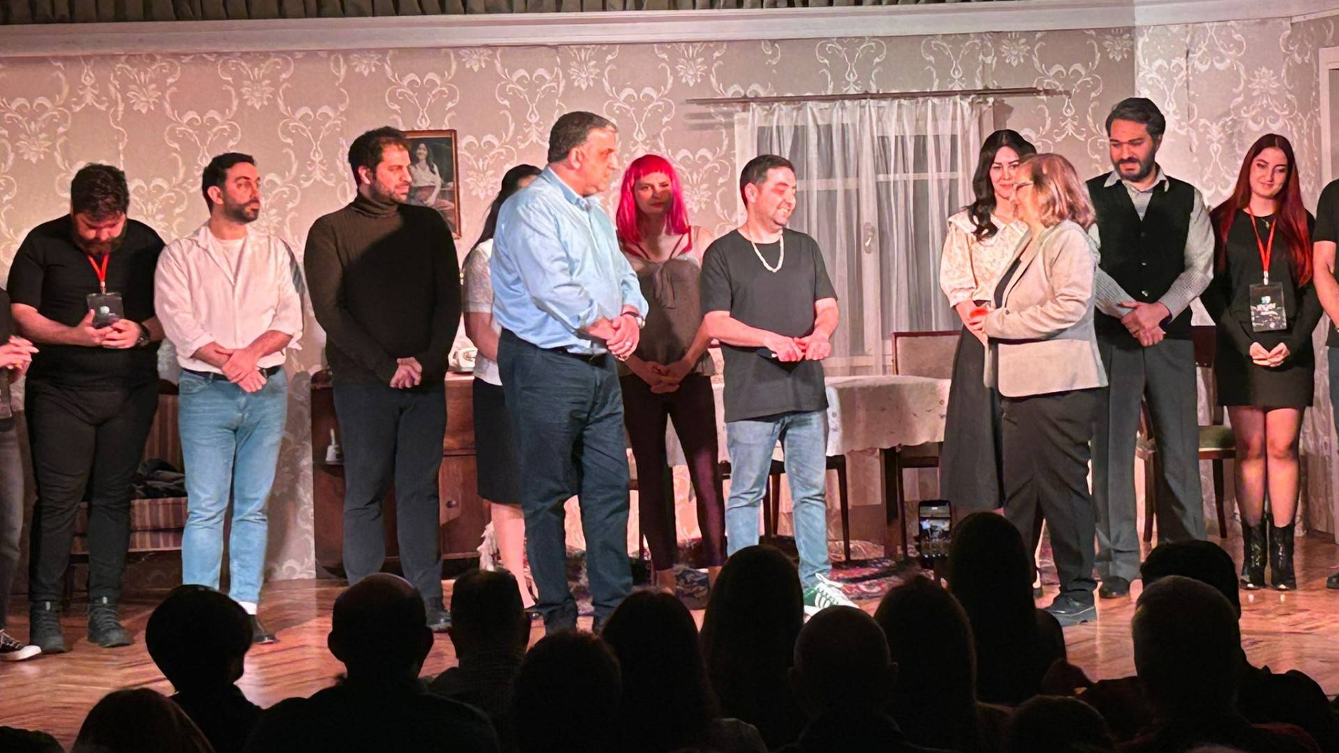 İZ, bu kez Topkapı Okulu yararına sahnedeydi