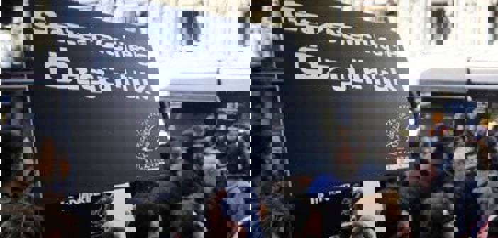 "Gazetecileri yalnız bırakmayın"