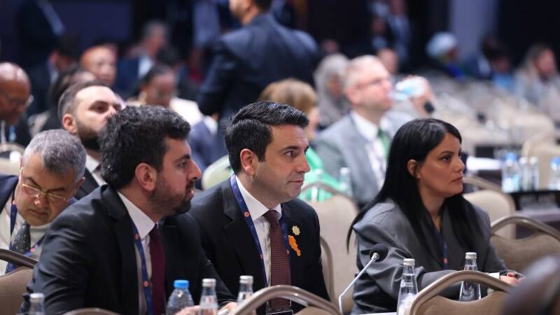 Ermenistan’dan iki heyet aynı anda Türkiye’ye geliyor