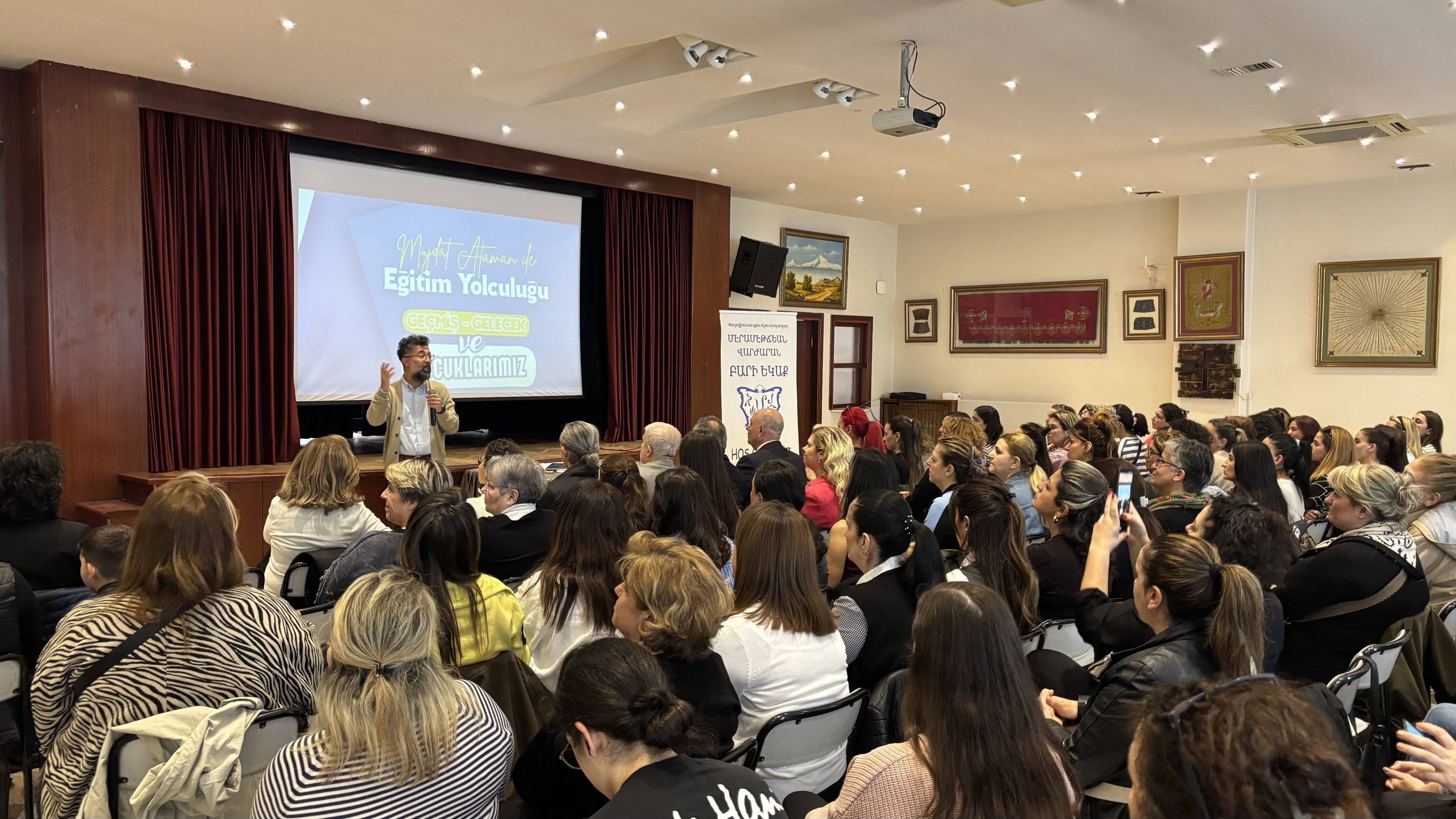 Feriköy Okulu’ndan veliler için seminer