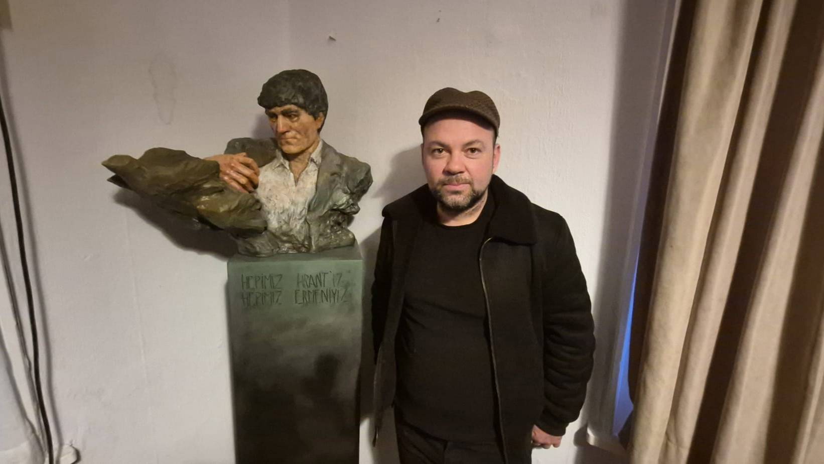 Hrant Dink heykeli İzmir'de açıldı