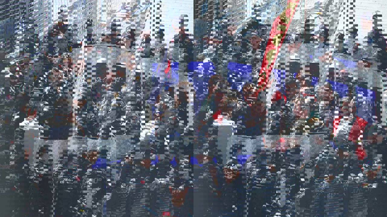 Taksim'de 1 Mayıs anmasına polis müdahalesi: Çok sayıda gözaltı