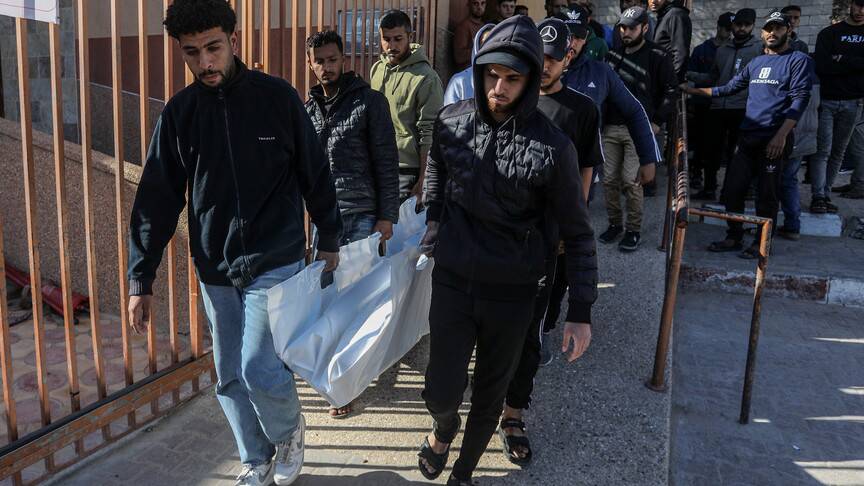 İsrail ateşkese rağmen Gazze'ye saldırmaya devam ediyor