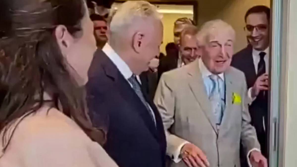 Hakkında soruşturma başlatılan Rahmi Koç özür diledi
