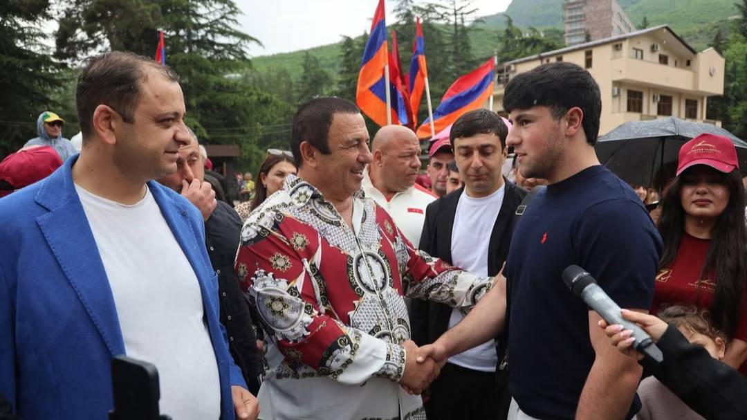 Müreffeh Ermenistan lideri Tsarukyan, cezaevine konuldu