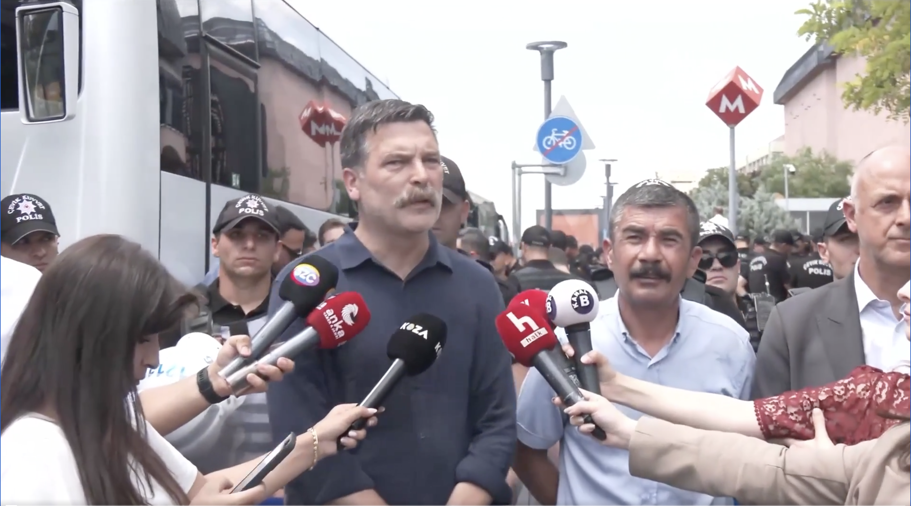Erkan Baş’tan tepki: "Dalga mı geçiyorsunuz işçiyle?"