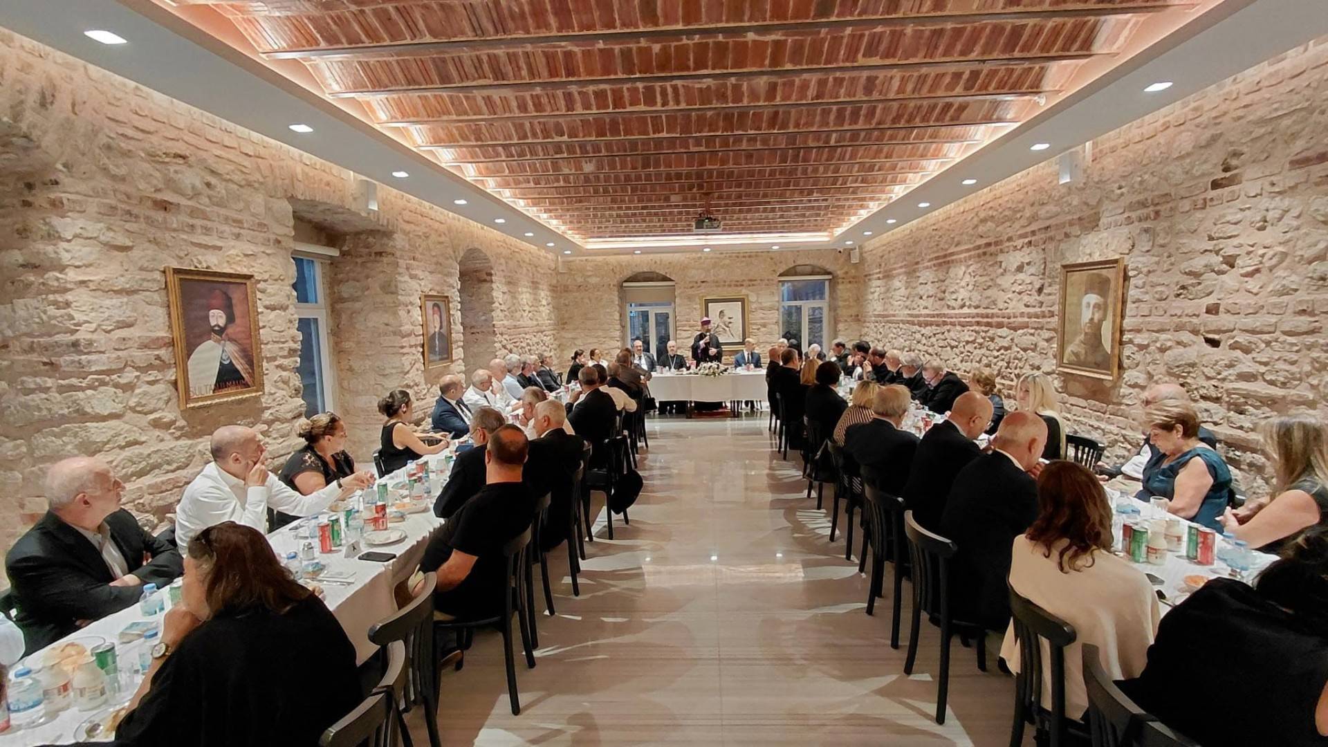 Հոգեհանգիստ՝ Նայիրի Պետրոսեանի ծնողներուն համար