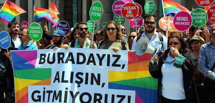 Members of the executive and supervisory boards detained