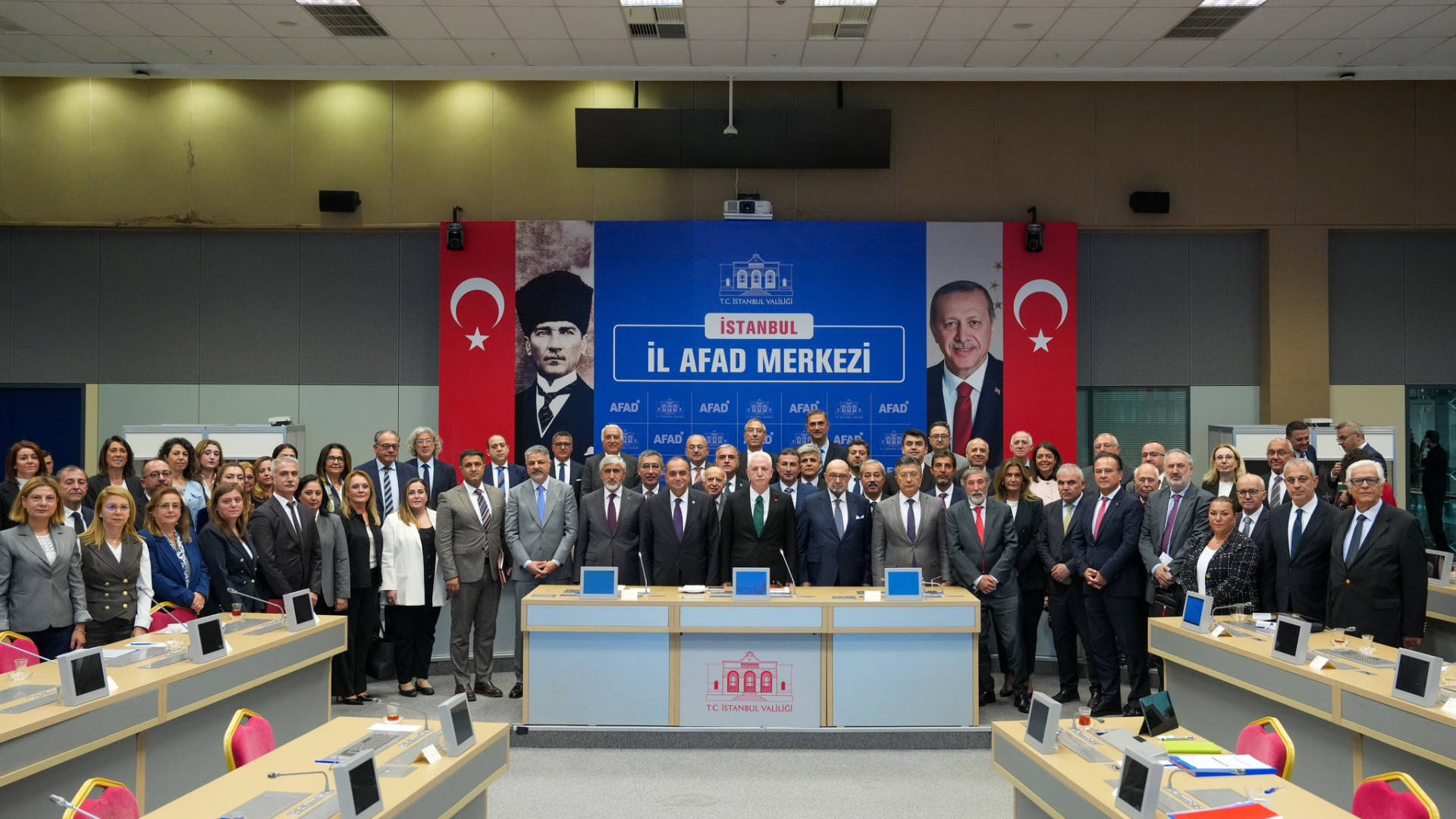 Istanbul Governor suggests merging some schools for earthquake safety