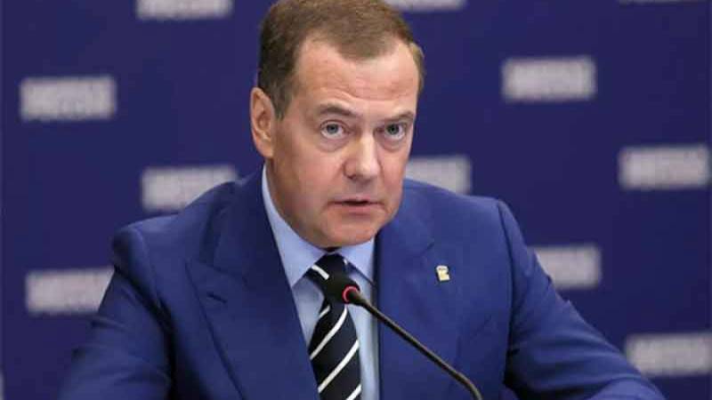 Մետվետեւ. «Հայաստանը կրնայ երկրորդ Ուքրանիա դառնալ»