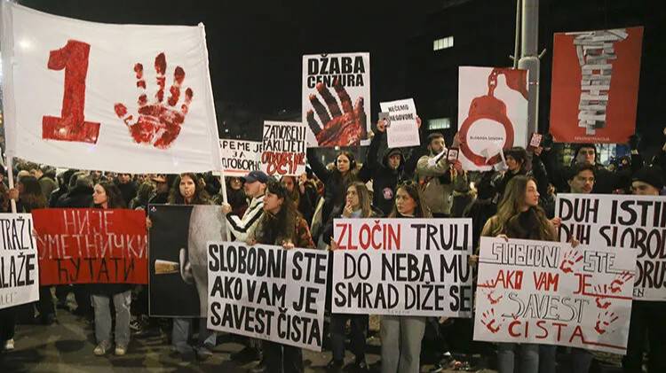 İki yıllık protestoların ardından Sırbistan’da seçim