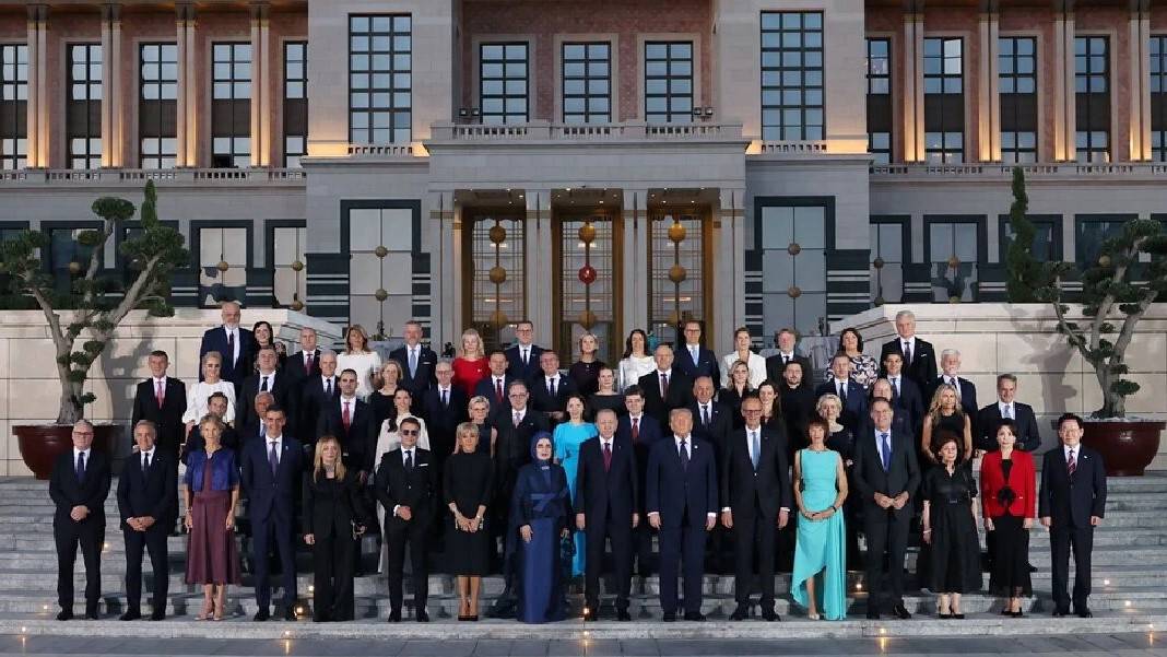 Mehter Marşı eşliğinde F-35 ricası
