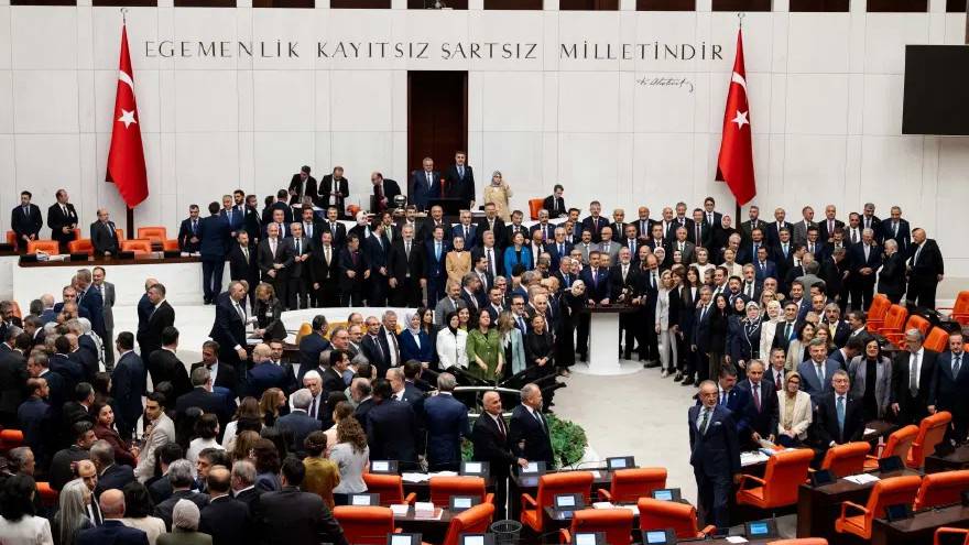 Küçümsemeyelim, abartmayalım, barışa imkan tanıyalım