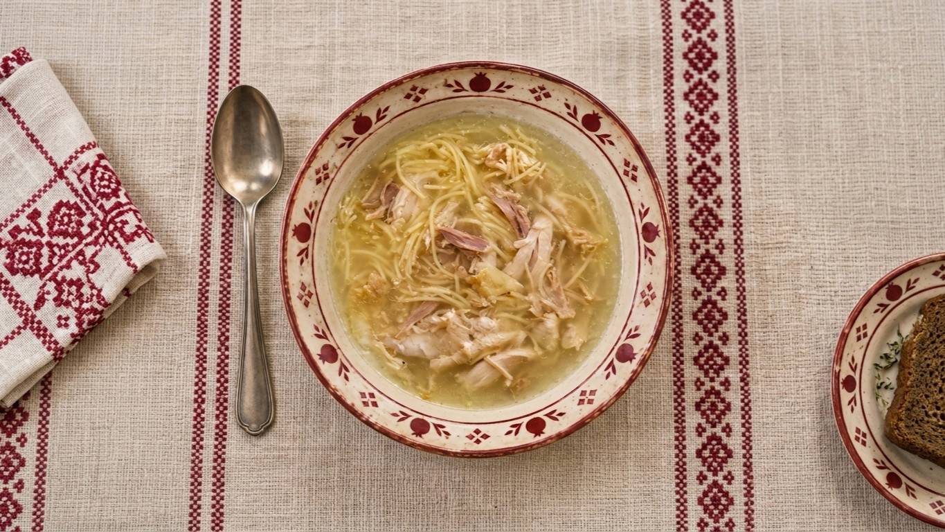 Tavuk suyuna çorba