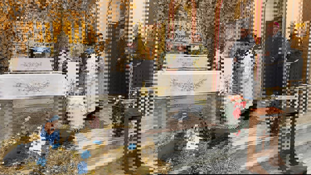 Ս. Ծննդեան տօնակատարութիւններ Իսկենտէրունի, Վաքըֆգիւղի եւ Իզմիրի մէջ