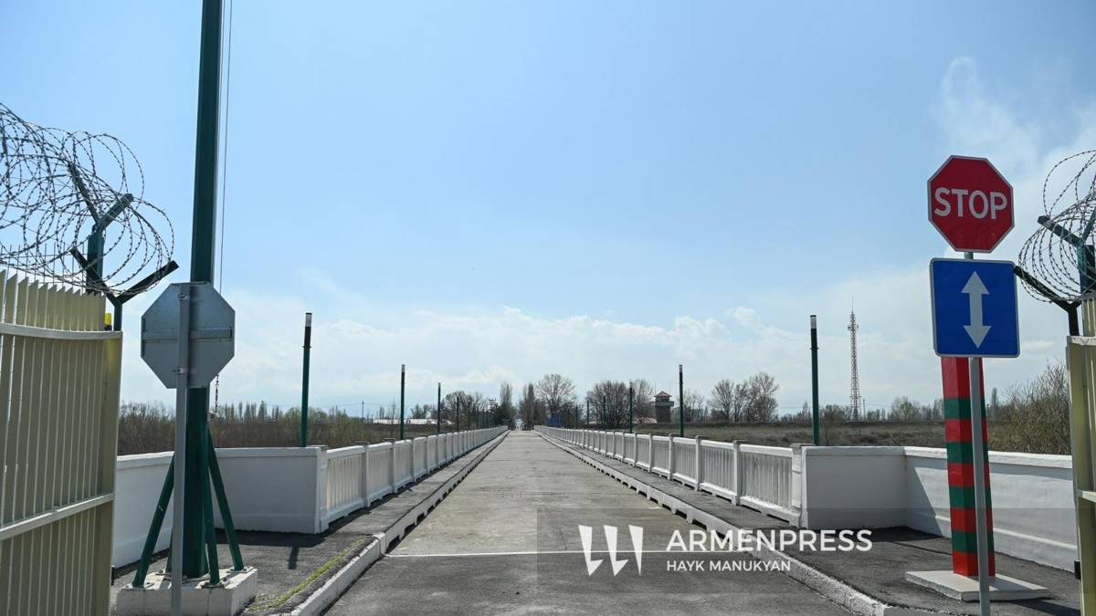 Paşinyan: Türkiye-Ermenistan sınırında köprü inşa etmeliyiz