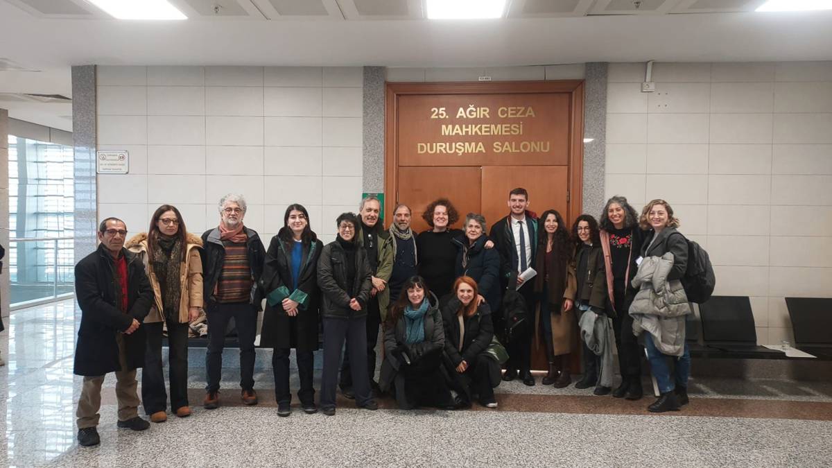 Gazeteci Elif Akgül, HDK davasından beraat etti