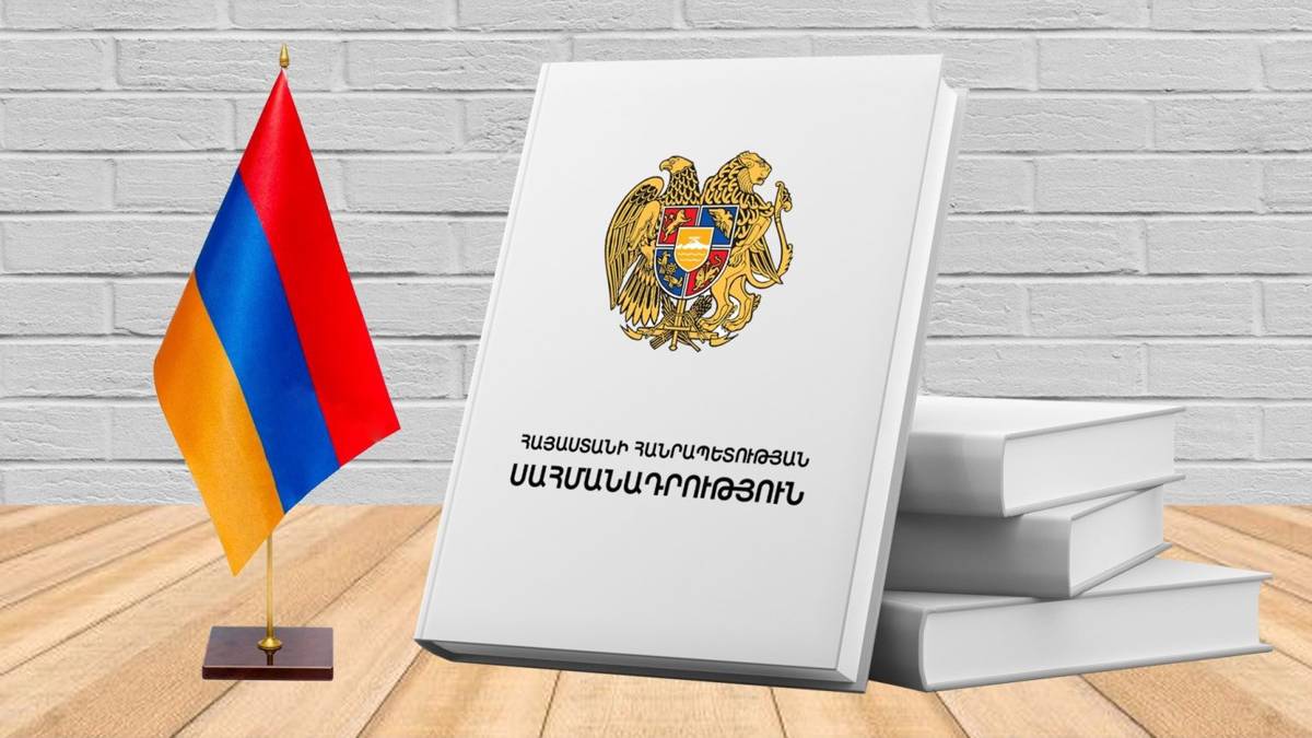 Gözler bağımsızlık bildirgesi ve çifte vatandaşlık maddelerinde