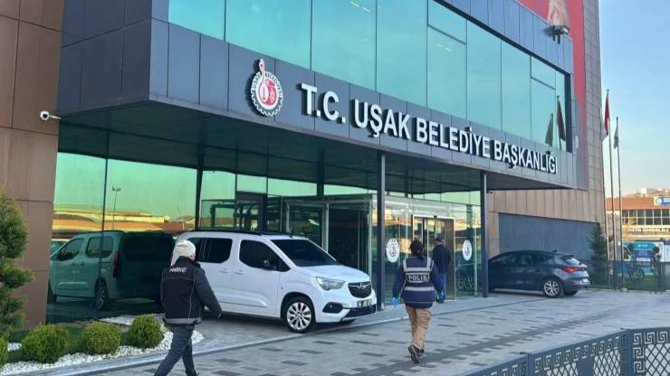 Uşak Belediyesi operasyonunda ikinci dalga: 25 gözaltı