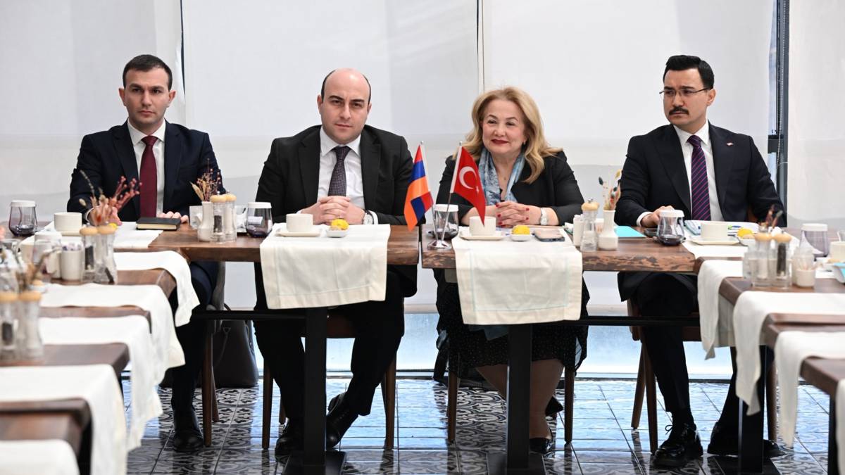 Türkiye ve Ermenistan'dan Kars-Gümri demiryolu için yeni adım