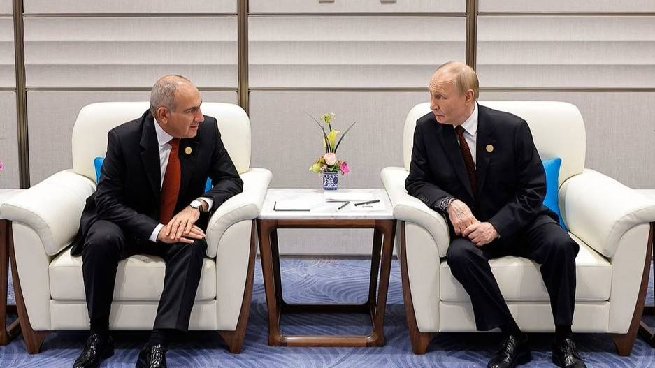 Paşinyan, Putin'in "dostça boşanma" teklifini reddetti
