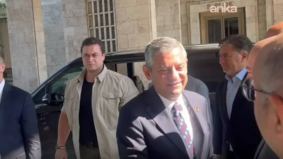 Özgür Özel başkanlığındaki CAO toplantısı TBMM'de başladı