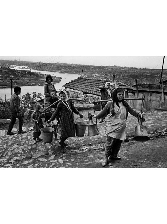 Ara Güler’in İstanbul’u Paris’te Fransız okurlarla buluştu