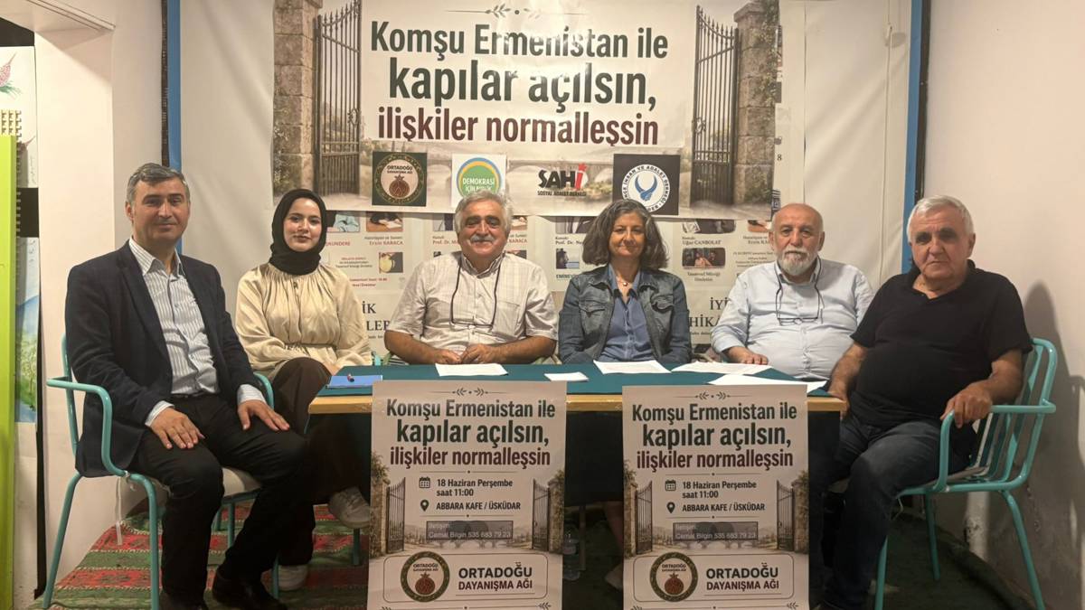 “Komşumuz Ermenistan ile kapılar açılsın”