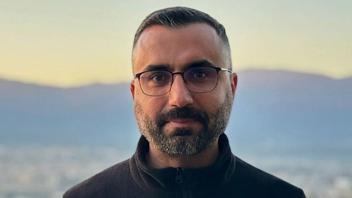 Gazeteci Alican Uludağ yine gözaltına alındı