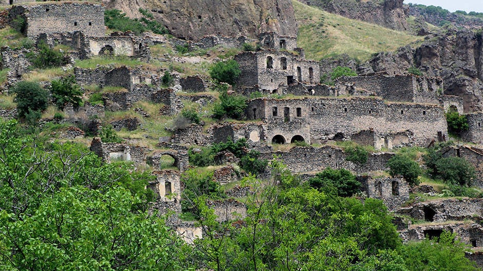 Köyden bir görünüm.