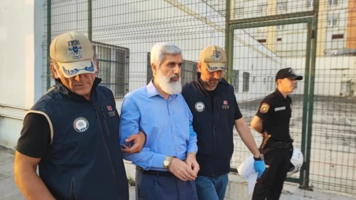 Alparslan Kuytul ve eşi Semra Kuytul gözaltında