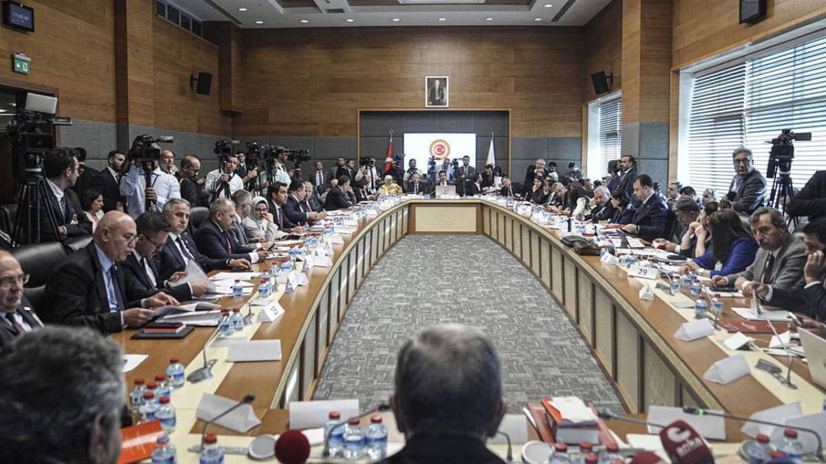 Çerçeve yasa kurulu ilk kez toplanıyor