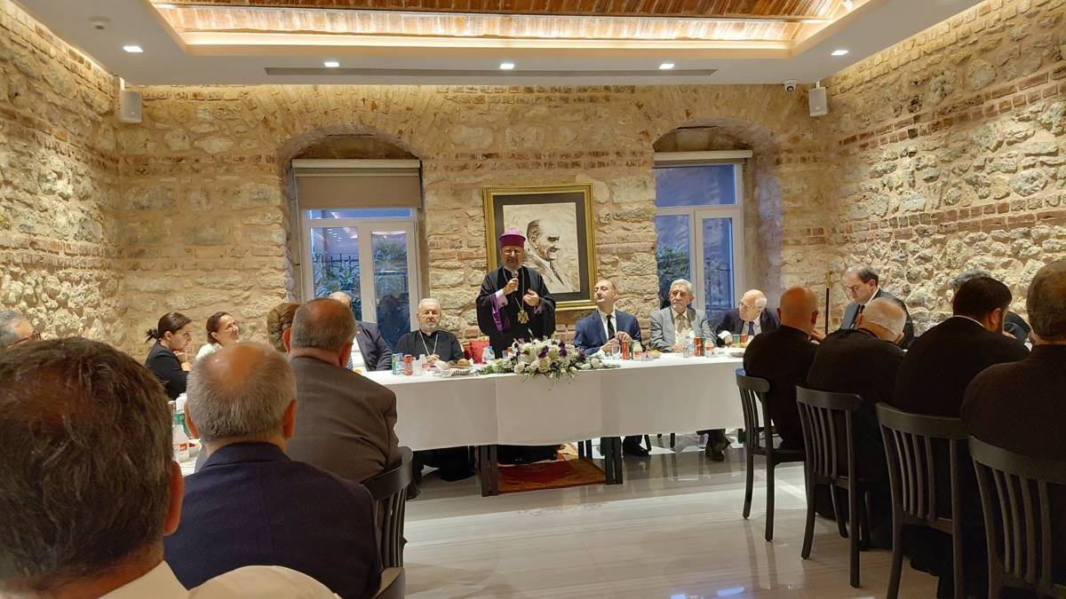 Nairi Bedrosyan’ın anne ve babası için can yemeği düzenlendi