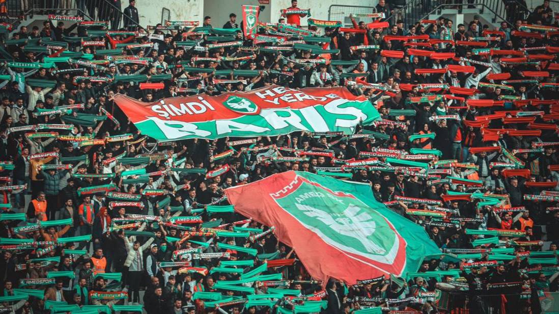 Trabzon’da Amedspor formasına saldırı