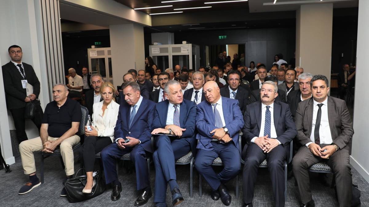 "Normalleşme süreci ekonomik ilişkileri için Van'da temsilcilik kurulsun"