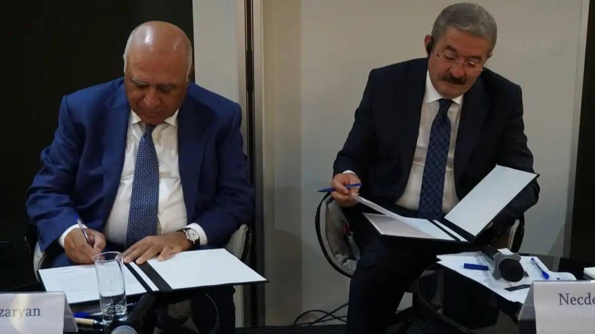 Ermenistan Sanayiciler ve İşadamları Birliği Başkanı Arsen Ghazaryan ve Van TSO Başkanı Necdet Takva