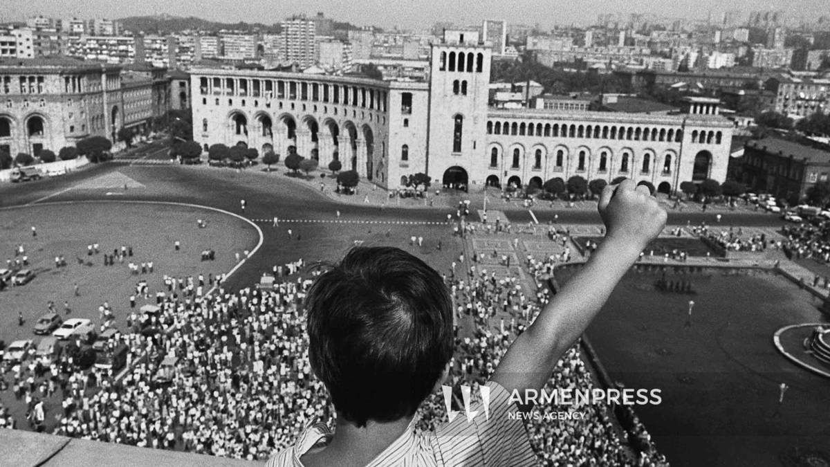 Bağımsız Ermenistan 35 yaşında