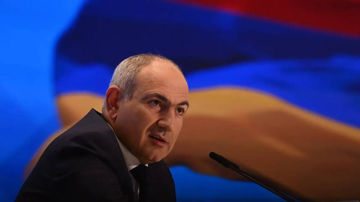 "Ermenistan, Azerbaycan ile barış anlaşmasını imzalamaya odaklanmalı"