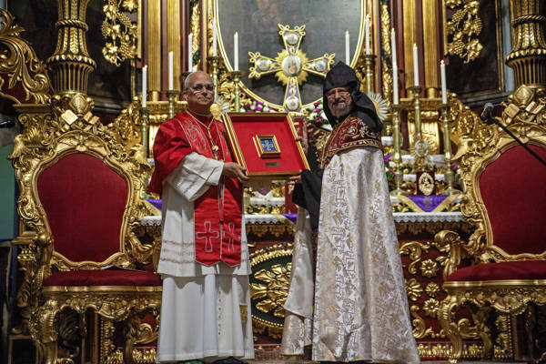 Հռոմի Պապը այցելեց հայոց եկեղեցին