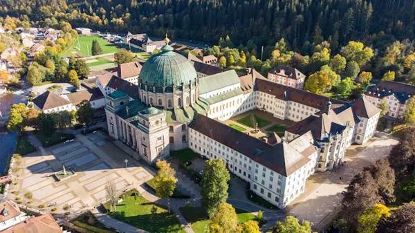 Ermeni bir papazın izleri…