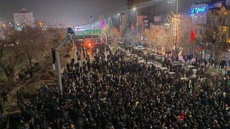 “İran yetkilileri orantısız güç kullanımından kaçınmalı”