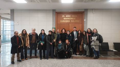 Gazeteci Elif Akgül, HDK davasından beraat etti